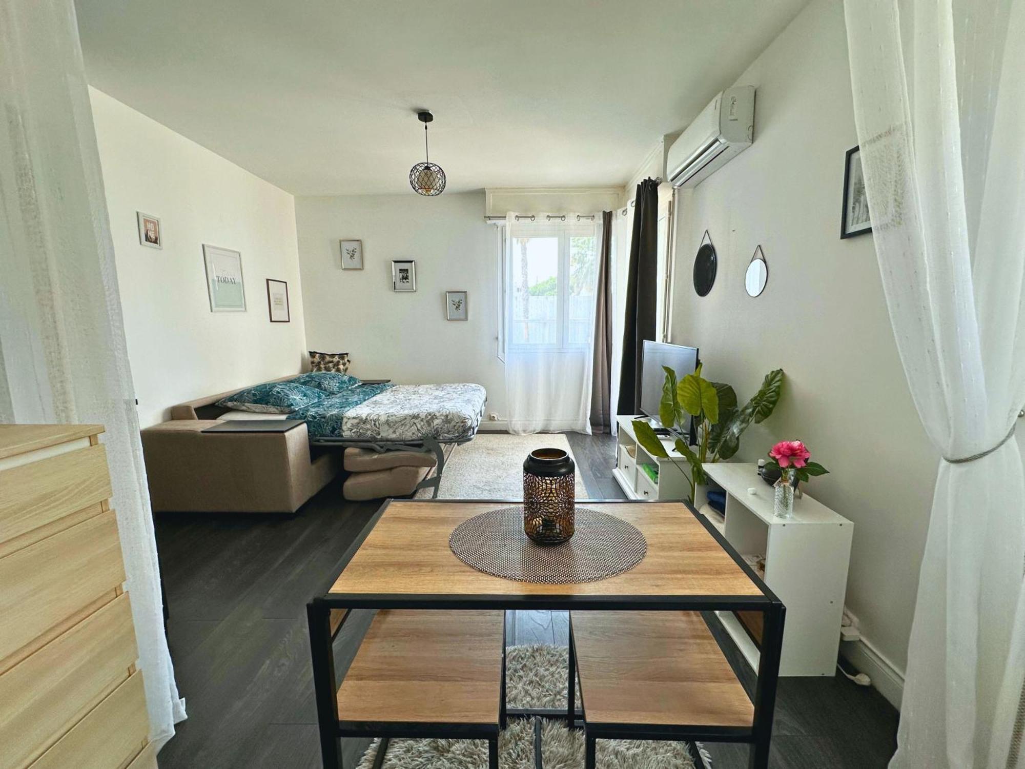 Cosy Palm Beach, Studio Pres De La Mer Et De La Croisette Cannes Eksteriør billede